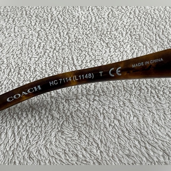 Coach Light Gold Chain Glasses HC7114-L1148 900574 56-18-140 - Picture 6 of 9